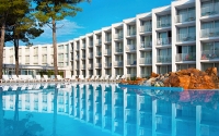 Jakov  Hotel ****