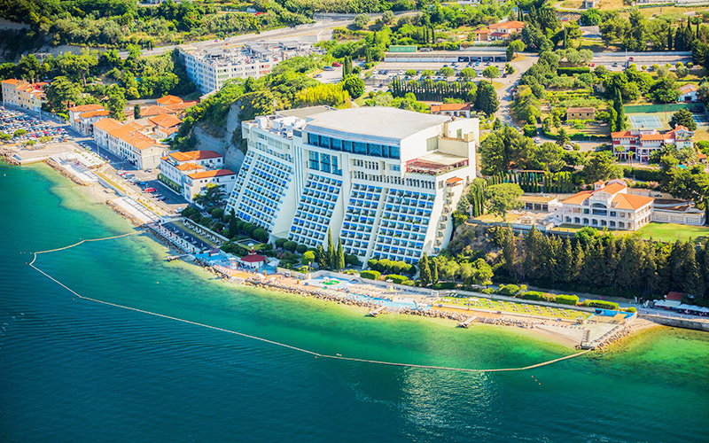 Bernardin Grand Hotel